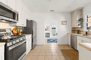 230 Belleview Dr, San Leandro, CA 94577 - Photo 16