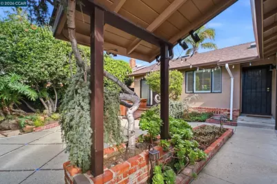 16132 Via Catherine, San Lorenzo, CA 94580 - Photo 6