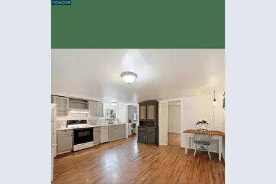 511 1/2 Locust St, Lodi, CA 95240 - Photo 2