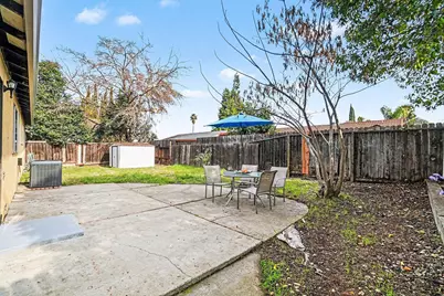 2725 Entrada Cir, Antioch, CA 94509 - Photo 18