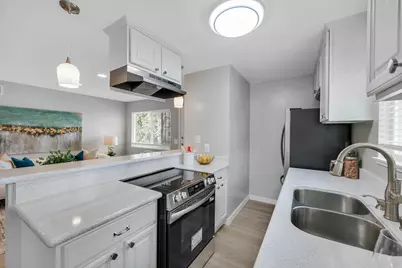 32608 Brenda Way #4, Union City, CA 94587 - Photo 12