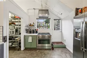 958 28th St, Oakland, CA 94608 - Photo 8