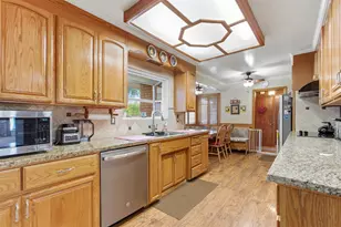 27 Barrie Dr, Pittsburg, CA 94565 - Photo 2