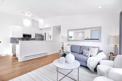 22 Schooner Ct, Richmond, CA 94804 - Photo 6