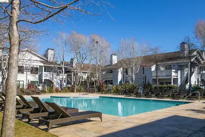 22 Schooner Ct, Richmond, CA 94804 - Photo 36