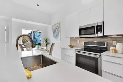 22 Schooner Ct, Richmond, CA 94804 - Photo 14