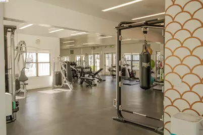 22 Schooner Ct, Richmond, CA 94804 - Photo 40