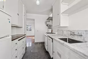 1411 Hearst Ave, Berkeley, CA 94702 - Photo 10