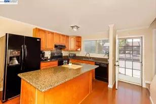 1482 Pkwy, Rohnert Park, CA 94928 - Photo 4