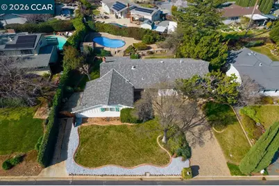 5895 Herriman Dr, Clayton, CA 94517 - Photo 32