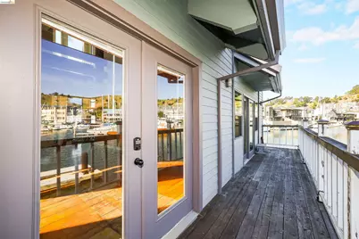 1293 Sanderling Is, Richmond, CA 94801 - Photo 14