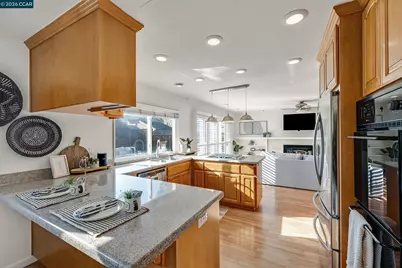 9597 Davona Dr, San Ramon, CA 94583 - Photo 6