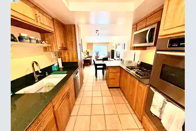 123 Ironwood, Oakland, CA 94605 - Photo 24