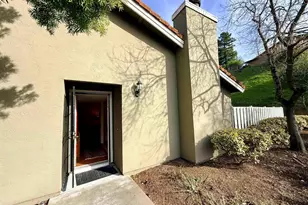 123 Ironwood, Oakland, CA 94605 - Photo 4