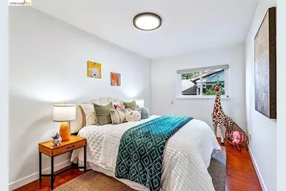 935 Grizzly Peak Blvd, Berkeley, CA 94708 - Photo 16