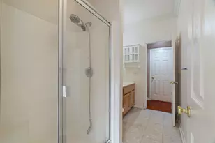 4925 Bay View Cir, Stockton, CA 95219 - Photo 16