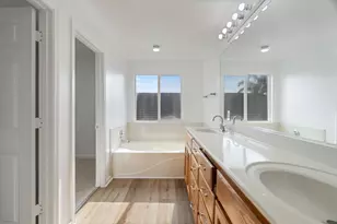 4925 Bay View Cir, Stockton, CA 95219 - Photo 32