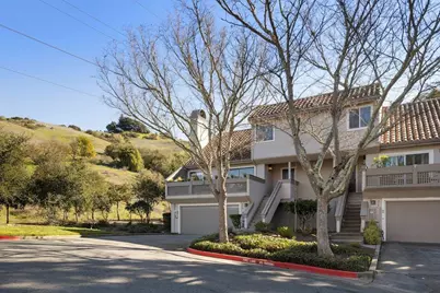 320 Corte Gabriel, Moraga, CA 94556 - Photo 2