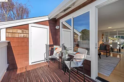 20 Marina Lakes Dr, Richmond, CA 94804 - Photo 32