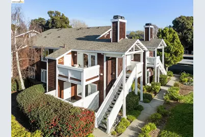 20 Marina Lakes Dr, Richmond, CA 94804 - Photo 2