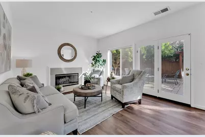 30300 Meridien Cir, Union City, CA 94587 - Photo 12