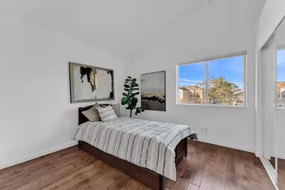 30300 Meridien Cir, Union City, CA 94587 - Photo 20