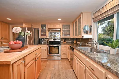 5474 Troost Ct, Castro Valley, CA 94552 - Photo 14
