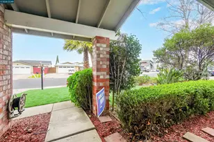 922 Coral Dr, Rodeo, CA 94572 - Photo 10