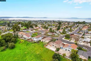 922 Coral Dr, Rodeo, CA 94572 - Photo 52