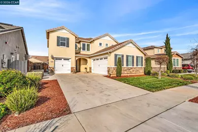 1881 Hartford Ct, Lathrop, CA 95330 - Photo 2