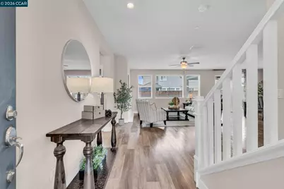 1881 Hartford Ct, Lathrop, CA 95330 - Photo 4