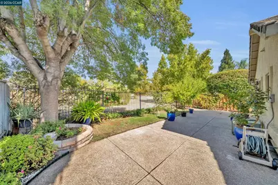 441 Apple Hill Drive, Brentwood, CA 94513 - Photo 26