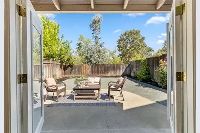 215 Mavis Dr, Pleasanton, CA 94566 - Photo 18