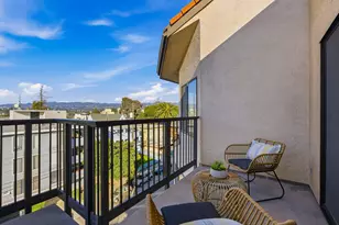 322 Hanover Ave, Oakland, CA 94606 - Photo 16