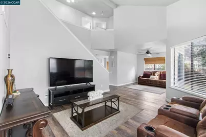 975 Doeskin Ter, Brentwood, CA 94513 - Photo 2