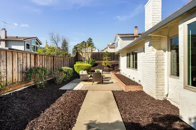 2093 Silence Dr, San Jose, CA 95148 - Photo 28