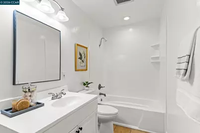 1133 Meadow Ln #106, Concord, CA 94520 - Photo 20