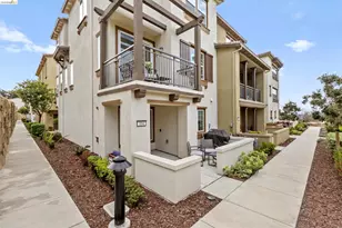 16306 Ridgehaven Dr, Castro Valley, CA 94578 - Photo 2