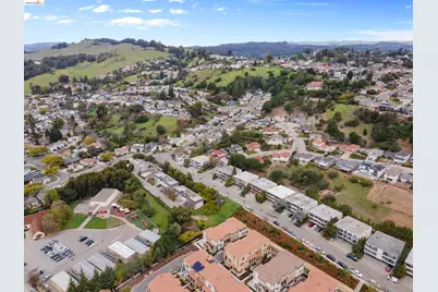 16306 Ridgehaven Dr #UNIT 104, Castro Valley, CA 94578 - Photo 58