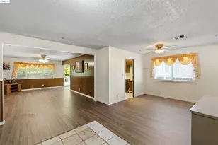 3025 Monticello Dr, Stockton, CA 95209 - Photo 10