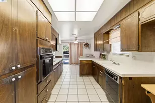 3025 Monticello Dr, Stockton, CA 95209 - Photo 16
