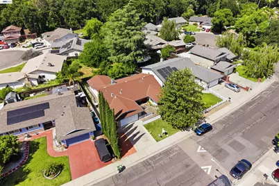 3025 Monticello Dr, Stockton, CA 95209 - Photo 2