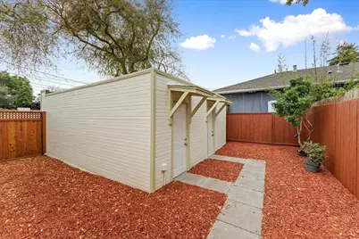 2717 Mabel St, Berkeley, CA 94702 - Photo 48