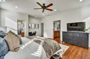 6111 Hyde Park Dr, Gilroy, CA 95020 - Photo 20