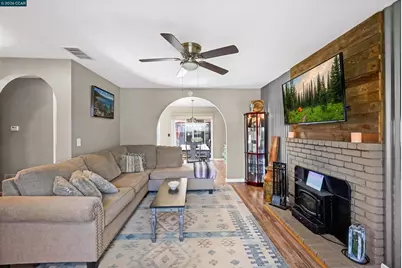 1425 Cypress Rd, Oakley, CA 94561 - Photo 12