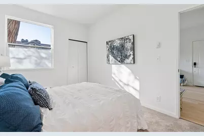 79 Lakeshore Ct, Richmond, CA 94804 - Photo 16