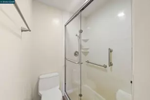 1078 Mohr Ln, Concord, CA 94518 - Photo 18