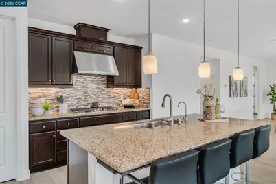 1553 Perkins Place, Mountain House, CA 95391 - Photo 6