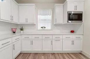 37221 Salt Pond Pl, Newark, CA 94560 - Photo 16