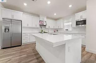 37221 Salt Pond Pl, Newark, CA 94560 - Photo 12